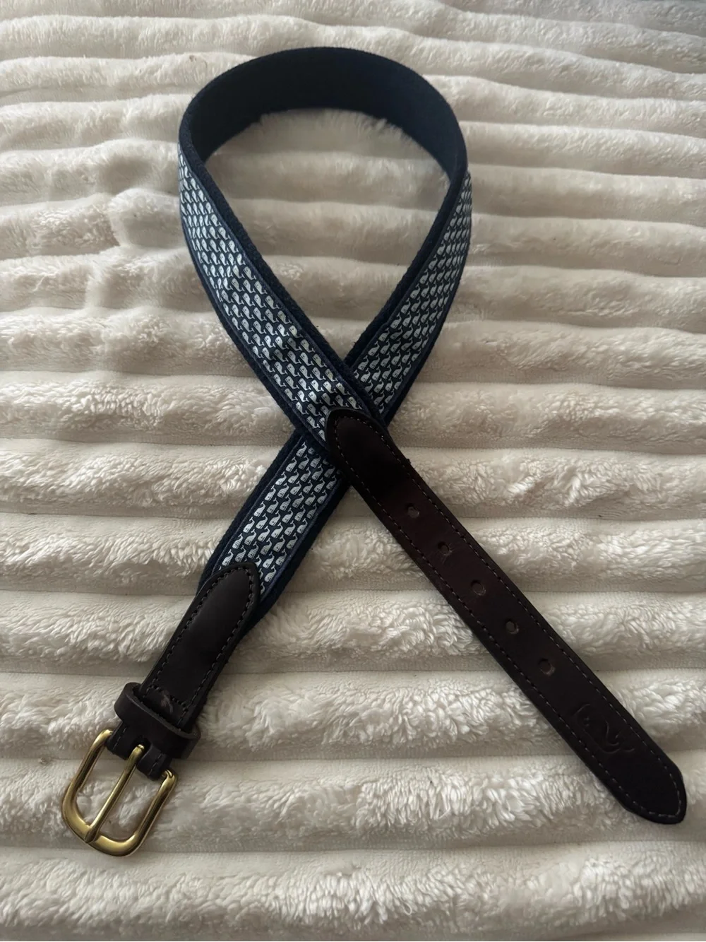 Vineyard Vines Men's Whale Canvas Club Belt Size 30 Navy Blue Preppy